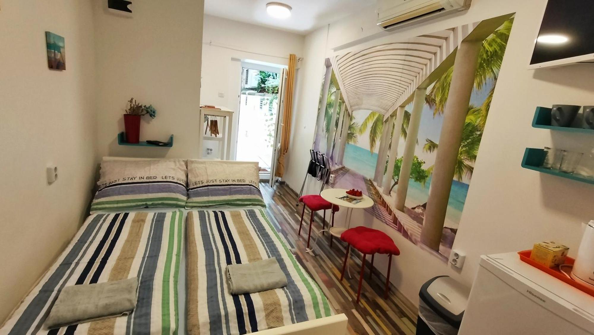 Center Rooms With Terrace Риека Экстерьер фото